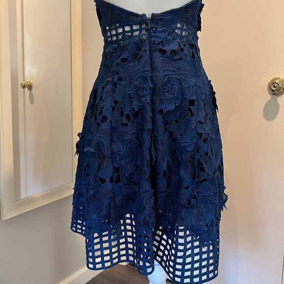 Lovers + Friends Blue Bellini embellished floral lace applique dress, Size Small - Picture 13 of 15